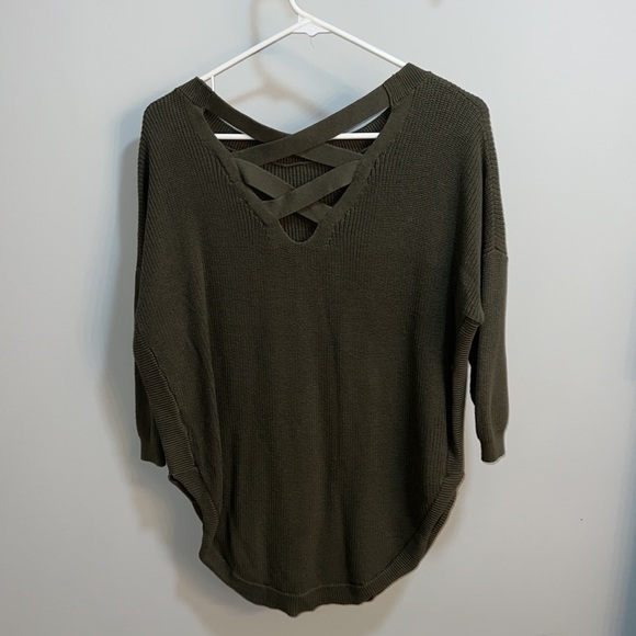 Express cross back sweater - Picture 2 of 5